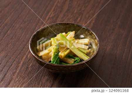 山菜　うるい　料理イメージ 124091168