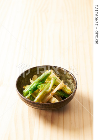 山菜　うるい　料理イメージ 124091171