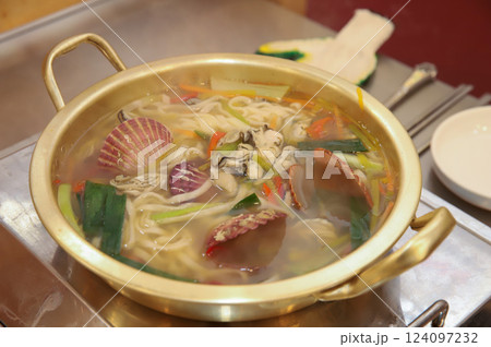 Korean food. Kalguksu with clams Korean food. Kalguksu with clams 124097232