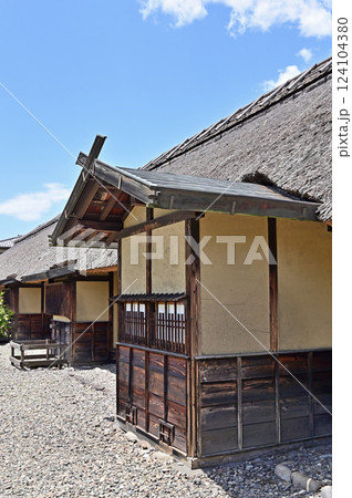 中山道安中宿散歩：旧安中藩武家長屋　安中市安中 124104380