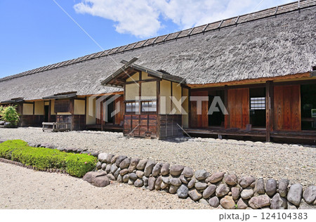 中山道安中宿散歩：旧安中藩武家長屋　安中市安中 124104383