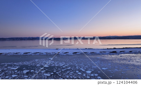 北海道サロマ湖周辺の流氷2025年2月24日汽水湖網走周辺夕焼けサンセット drift-ice 北海道サロマ湖周辺の流氷2025年2月24日汽水湖網走周辺夕焼けサンセット drift-ice 124104406