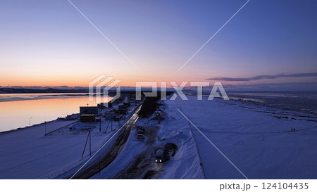 北海道サロマ湖周辺の流氷2025年2月24日汽水湖網走周辺夕焼けサンセット drift-ice 124104435