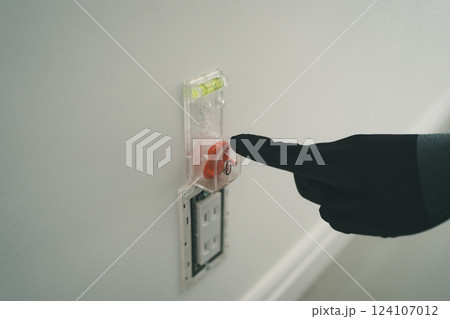 電気工事士 124107012