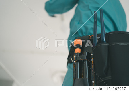 電気工事士 124107037