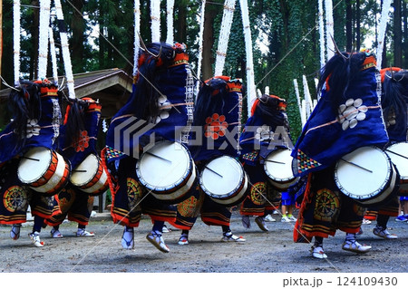 岩手県民俗芸能公演 鹿踊り 岩手県民俗芸能公演 鹿踊り 124109430