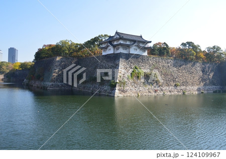 大阪城の「乾櫓」（大阪府大阪市中央区大阪城） 124109967