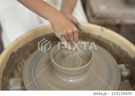 子供の陶芸教室 124110420