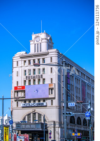 日本の東京都市景観 3月。浅草駅などを望む。(観光客で賑わう浅草)=17日 日本の東京都市景観 3月。浅草駅などを望む。(観光客で賑わう浅草)=17日 124111736