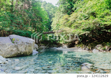 <長野>阿寺渓谷の美しい絶景と吊り橋 <長野>阿寺渓谷の美しい絶景と吊り橋 124112629