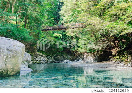 <長野>阿寺渓谷の美しい絶景と吊り橋 <長野>阿寺渓谷の美しい絶景と吊り橋 124112630