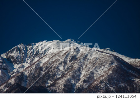 冠雪の中央アルプス空木岳 冠雪の中央アルプス空木岳 124113054