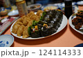 おいなりさんと手巻き寿司 124114333