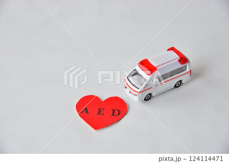 AED  救急車 イメージ 124114471