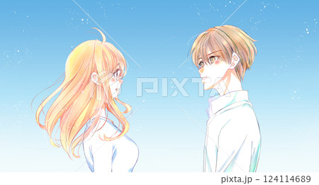 笑顔で向かい合う男女　青空 124114689