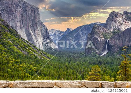ヨセミテ国立公園 124115061