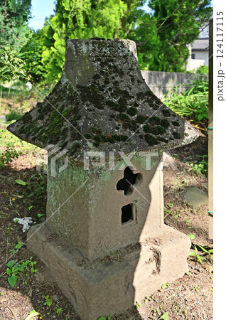 中山道安中宿散歩：八本木延命地蔵堂　安中市原市 124117115