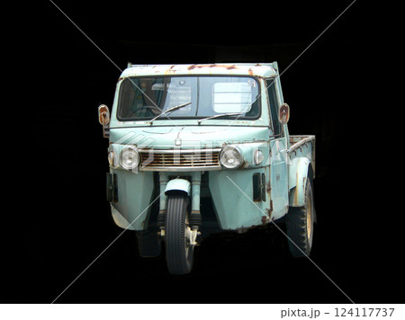 クラシックカー三輪トラック 124117737