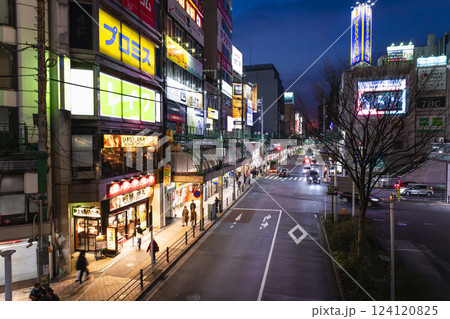 北千住駅 西口広場 東京 北千住駅 西口広場 東京 124120825