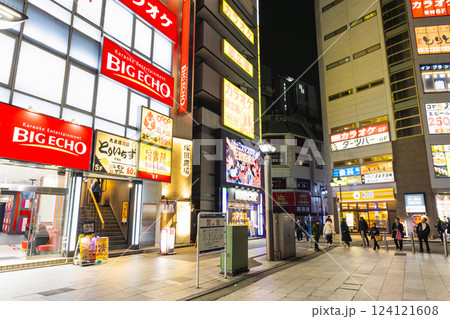 赤羽駅　東口駅前　東京都 124121608