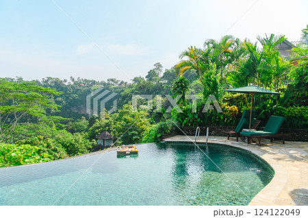 フローティングブレックファースト　バリ島 124122049