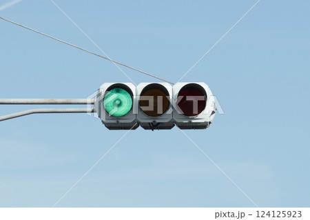 信号機 青信号 124125923