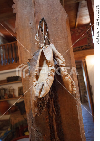 Old ancient leather woman shoes 124131376