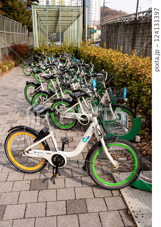 Seoul Public Bike, Ttareungyi, un-manned rental system of bicycles in Seoul, capital of South Korea 124131397