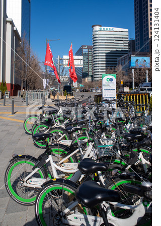 Seoul Public Bike, Ttareungyi, un-manned rental system of bicycles in Seoul, capital of South Korea 124131404