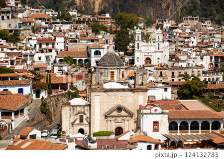 View of the beautiful colonial Magical Town of Taxco de Alarcon located in the Mexican state of Guerrero. 124132783