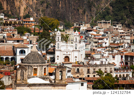 View of the beautiful colonial Magical Town of Taxco de Alarcon located in the Mexican state of Guerrero. 124132784