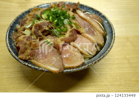 鴨肉うどん 124133449