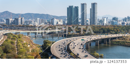 Han river Hangang and urban cityscape of Seoul, capital of South Korea Han river Hangang and urban cityscape of Seoul, capital of South Korea 124137353