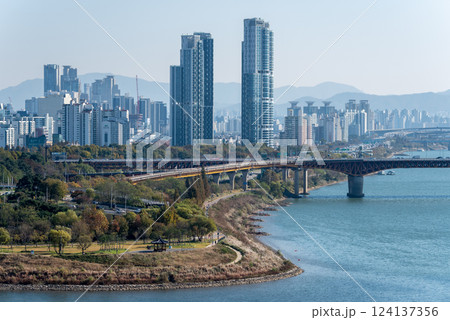 Han river Hangang and urban cityscape of Seoul, capital of South Korea 124137356