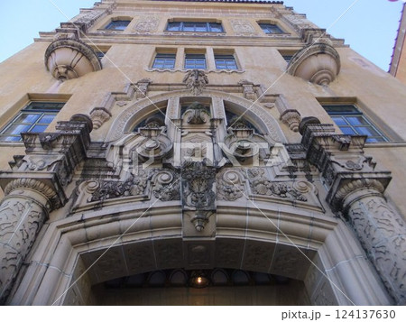 レトロビル　東華菜館 124137630