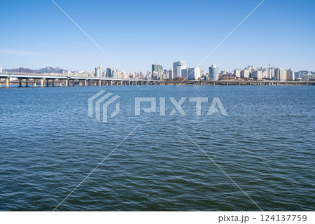 Han river Hangang and urban cityscape of Seoul, capital of South Korea Han river Hangang and urban cityscape of Seoul, capital of South Korea 124137759