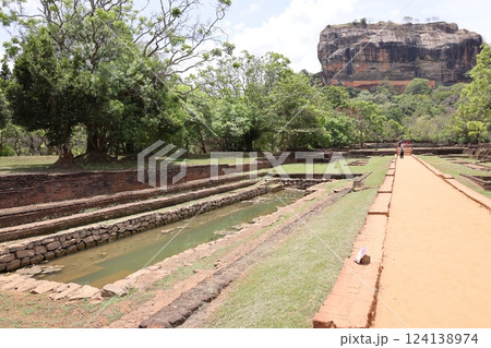 【スリランカ】シーギリア全景 124138974