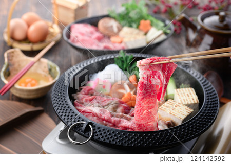 すき焼き （ 国産和牛 ） 124142592
