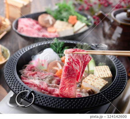 すき焼き （ 国産和牛 ） 124142600