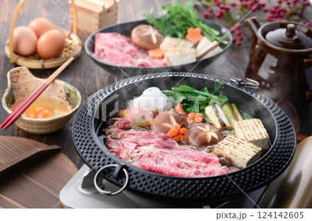 すき焼き （ 国産和牛 ） 124142605