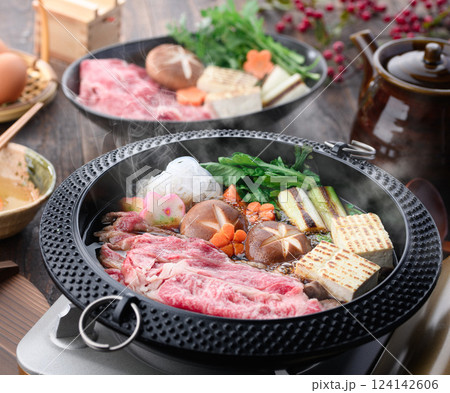 すき焼き （ 国産和牛 ） 124142606