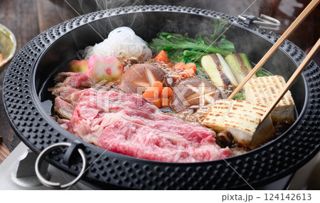 すき焼き ( 国産和牛 ) すき焼き ( 国産和牛 ) 124142613