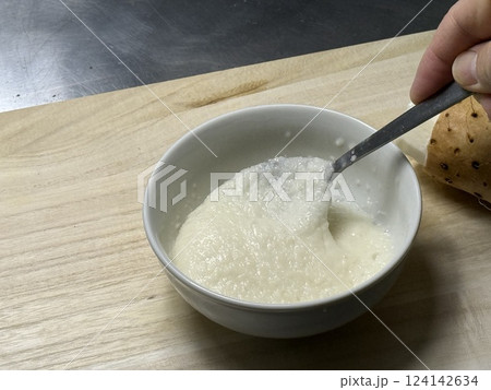 日本の長芋料理を作りましょう 日本の長芋料理を作りましょう 124142634