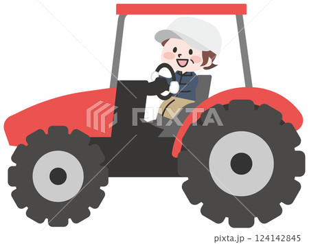 トラクターに乗る農家のシニア女性  124142845
