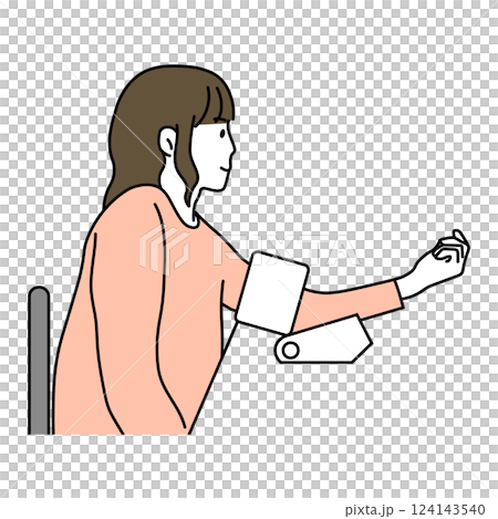血圧測定をする女性のイラスト 124143540