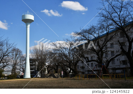 団地の中の給水塔_05 団地の中の給水塔_05 124145922