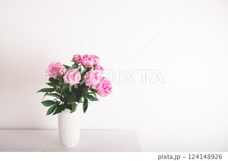 Pink peonies. 124148926