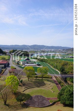 兵庫県南あわじ市 大日ダムから賀集周辺を望む 兵庫県南あわじ市 大日ダムから賀集周辺を望む 124151304