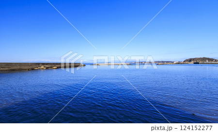 三浦郡葉山町森戸海岸の春 三浦郡葉山町森戸海岸の春 124152277