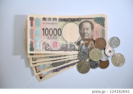 お金、日本円 お金、日本円 124162642